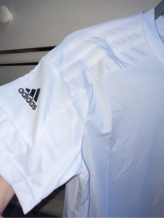 NWT Women’s Adidas Sport Shirt L - Picture 5 of 6